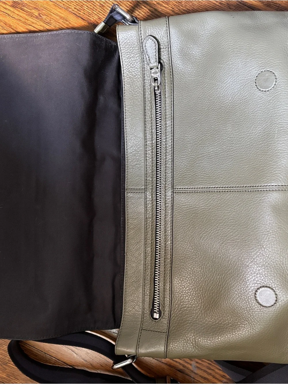 Coach Olive Green Leather Messenger Bag with Navy Strap